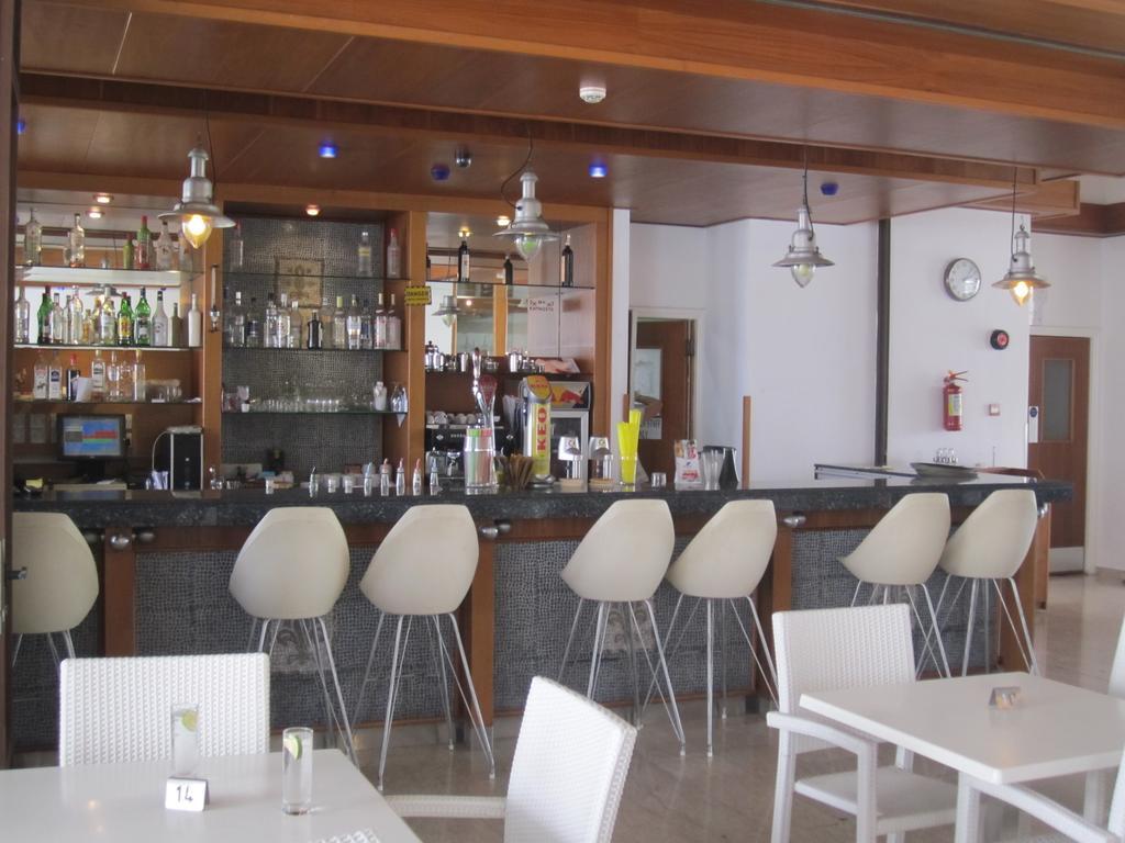 Senator Hotel Apartments - Adults Only Ajía Nápa Eksteriør bilde
