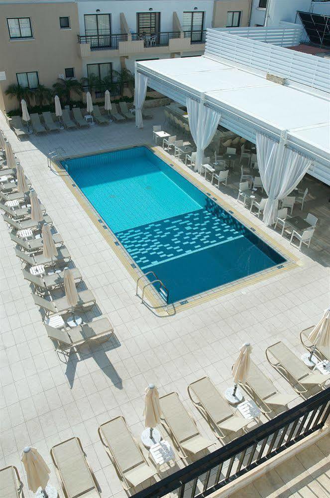Senator Hotel Apartments - Adults Only Ajía Nápa Eksteriør bilde